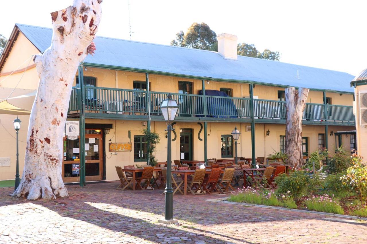 Settlers House York Hotel Buitenkant foto